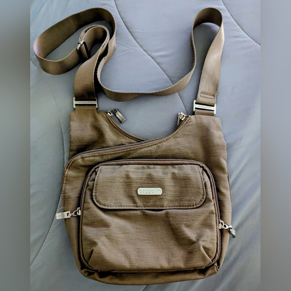 Baggallini Brown Crossbody Bag